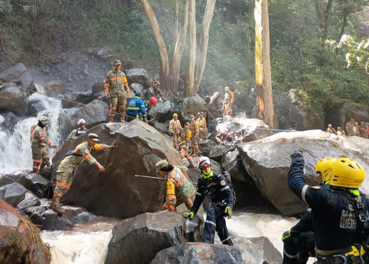 Localiza Comisión de Búsqueda a 3 personas más en la Sierra Norte