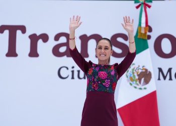 Sheinbaum celebra su primer año de gobierno en el Zócalo de la CDMX