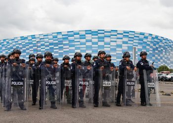 Padrón de de beneficiarios de programa de vivienda de policías, al 70%
