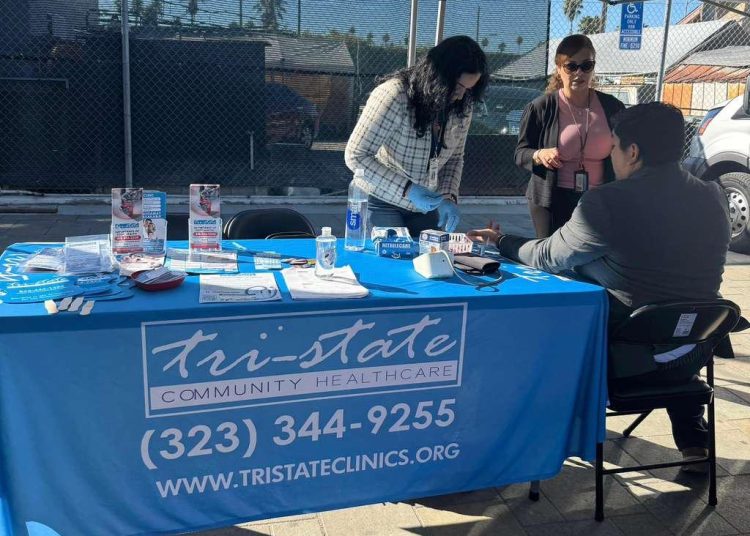 Gobierno estatal y Consulado mexicano realizan Feria de la Salud Comunitaria en L.A.