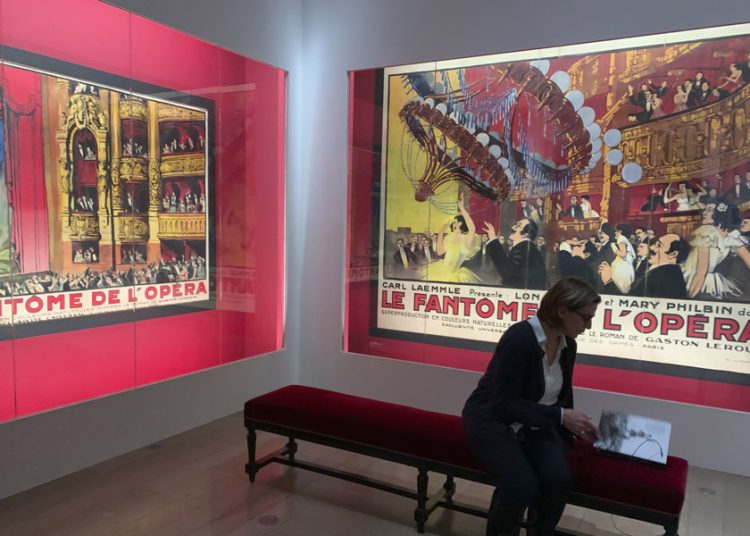 Ópera de París celebra 150 años con exposición