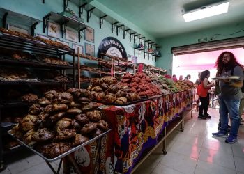 Canaco Puebla estima derrama económica de 769 mdp por Día de Muertos