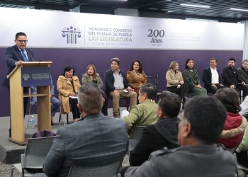 Miguel Márquez realiza  foros para construcción de leyes en economía social