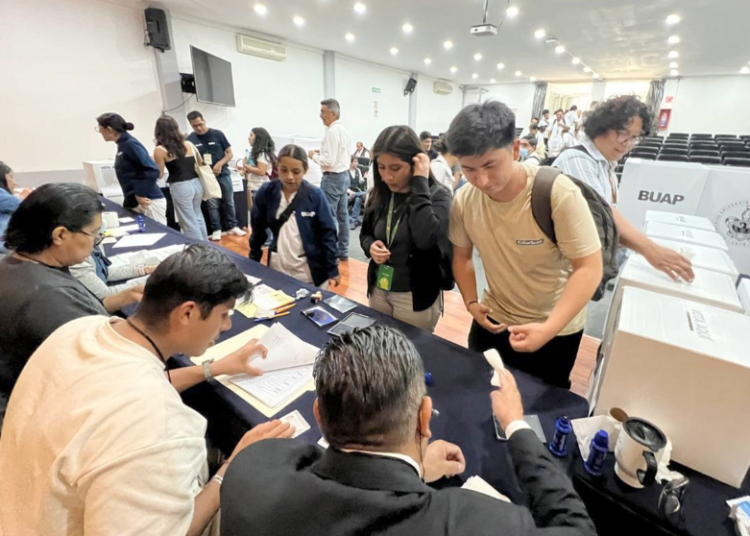 Celebran elecciones en las 44 unidades académicas de la BUAP