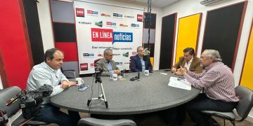 Impulsan vino de Baja California y mezcal poblano