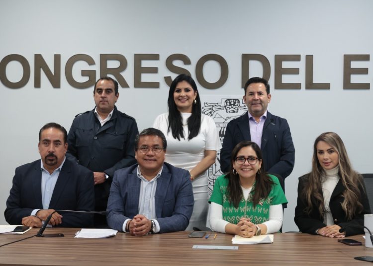 Aprueba Comisión donación de predios en Cuautlancingo y Huatlatlauca