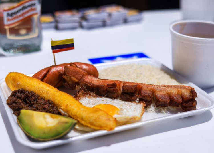 Bolivia con sabores de dieciséis países en feria gastronómica
