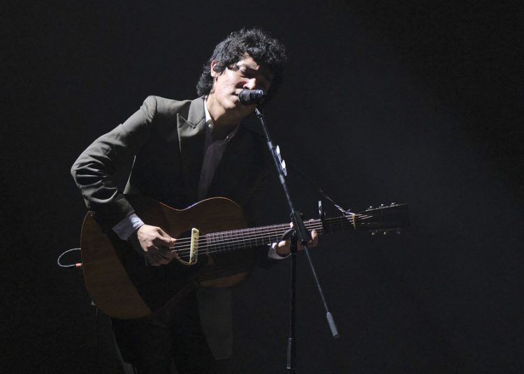 Ed Maverick: “Mi música refleja vulnerabilidad, pero no soy eso”