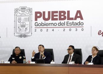 Puebla cuenta con 60 hectáreas para viviendas de policías: Armenta