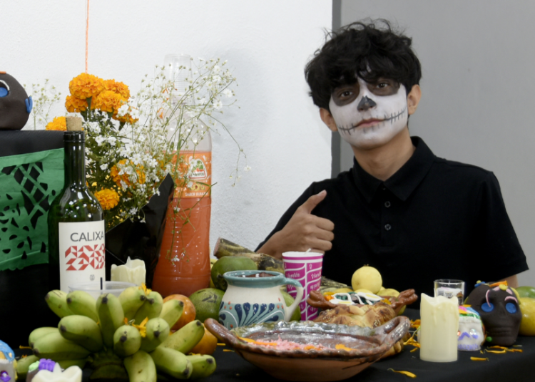 Rinden homenaje a la muerte y sus tradiciones en CU2