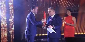 Sheinbaum y Armenta escuchan de viva voz a afectados por lluvias en la Sierra Norte