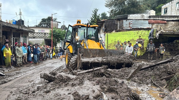 Módulos de maquinaria rehabilitan accesos en Sierra Norte