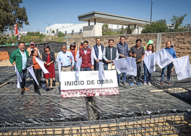 Omar Muñoz inicia construcción de Subcomandancia de Policía de Almecatla