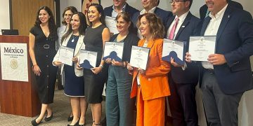 Puebla liderará industria de semiconductores vinculada con SemiconWest Phoenix