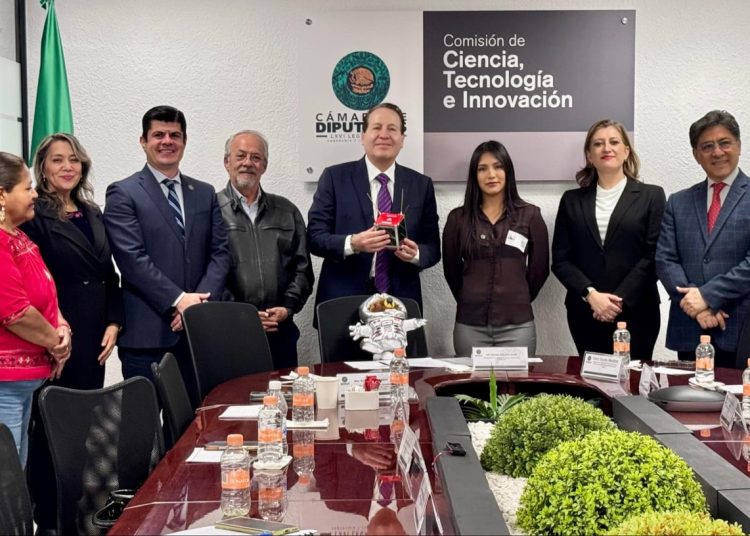 Comisión de Ciencia anuncia lanzamiento del satélite mexicano Gxiba-1