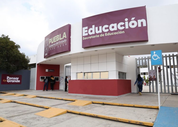 Restablecen clases en mil 510 escuelas en comunidades afectadas por lluvias