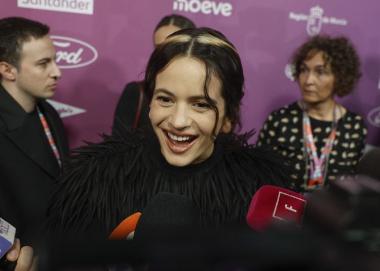 Grabar ‘Lux’ con Rosalía fue «un éxtasis» sonoro