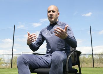 Adrián González elogia el desempeño de Spirit