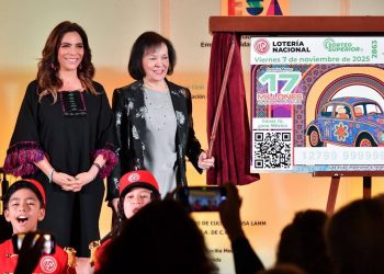 Lotería Nacional presenta billete por 15 años del VOCHOL®