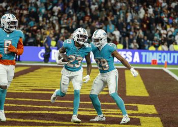 Los Dolphins derrotan a los Commanders en el primer partido de la NFL