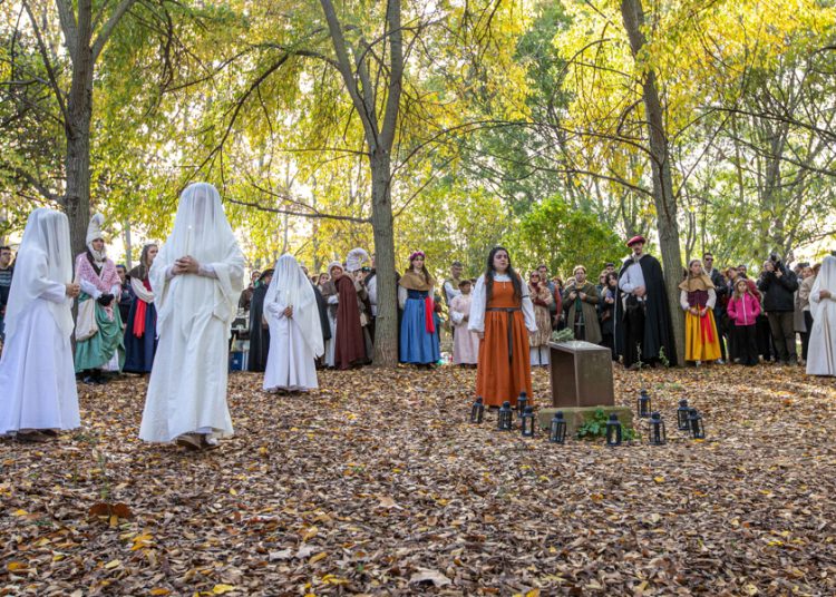 España conmemora a las ‘Brujas de Zugarramundi’