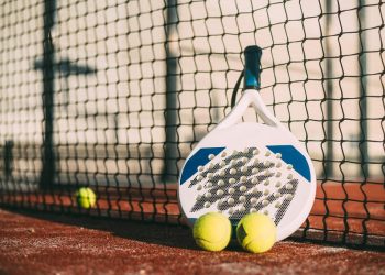Invitan a inscribirse al Primer Torneo Municipal de Pádel 2025