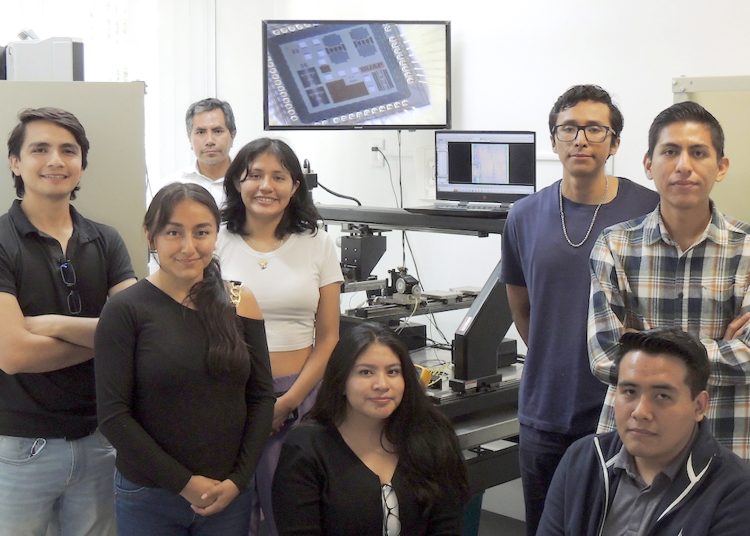 Laboratorio de Diseño y Caracterización de Circuitos y Sistemas de la BUAP forma futuros tecnólogos