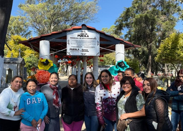 Laura Artemisa reconoce a mujeres de los Comités para el Bienestar