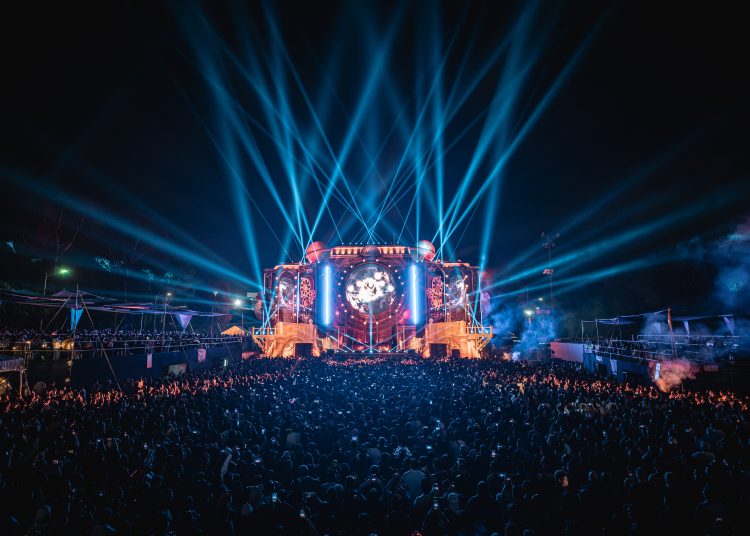 Más de 40 mil asistentes en primer día de Dreamfields