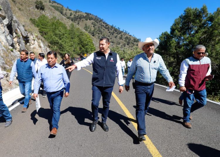 Avanza Carretera Interserrana, obra estratégica que conectará la Sierra Norte
