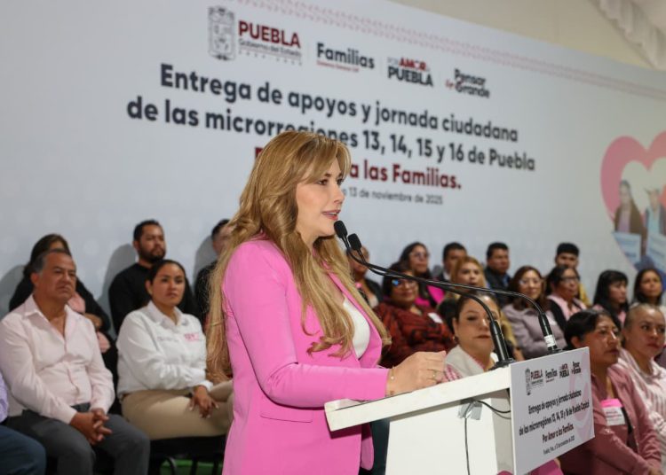 Sin distingo, SEDIF beneficia habitantes de Puebla capital