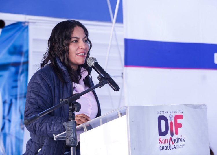 Impulsa Lupita Cuautle la salud bucal gratuita en coordinación con UPAEP y Club Rotario