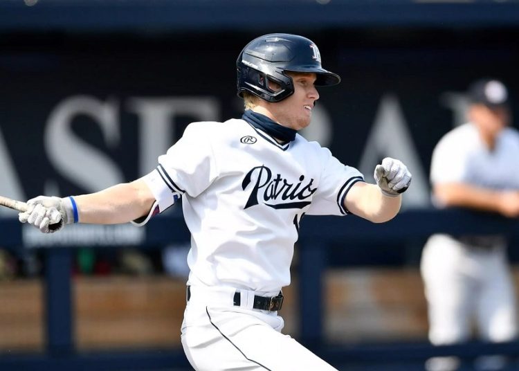 Josiah River se suma al vuelo emplumado