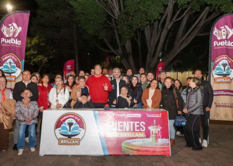 Inaugura Gobierno de la Ciudad revitalización de la fuente del parque Enrique Benítez
