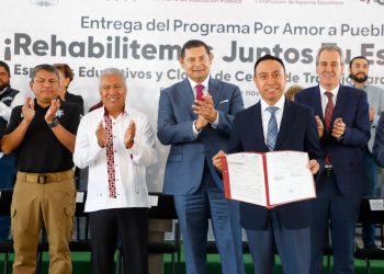 Armenta demanda eficiencia a concesionarios de agua y limpia