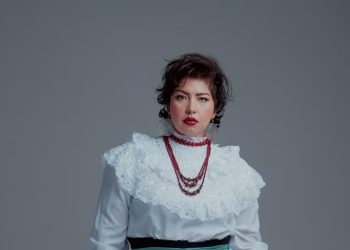 ‘La actuación me ha hecho descubrir los matices del ser humano’: Azalia Ortiz
