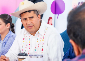 Asesinan al alcalde de Uruapan pese a tener protección de la Guardia Nacional