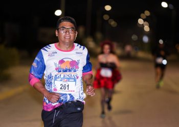 Lupita Cuautle impulsa el deporte con primera edición de la Carrera de Iglesias 2025