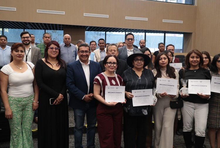 Congreso reconoce labor y contribuciones de mujeres migrantes