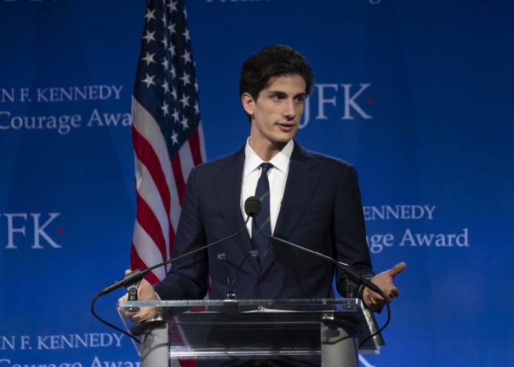 Dinastía Kennedy continúa: poder y tragedias