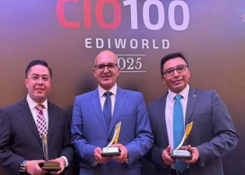 Directivo de Anáhuac Puebla, entre los 100 mejores líderes tecnológicos de México