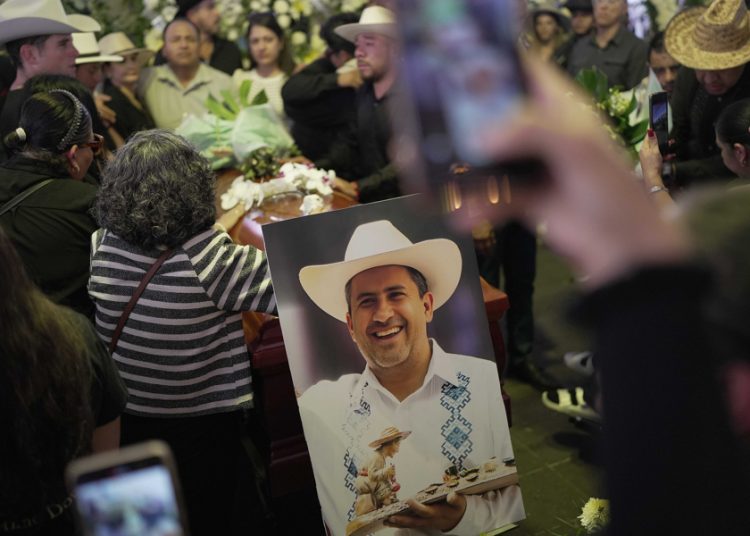 Gobernador dice que alcalde sabía los riesgos