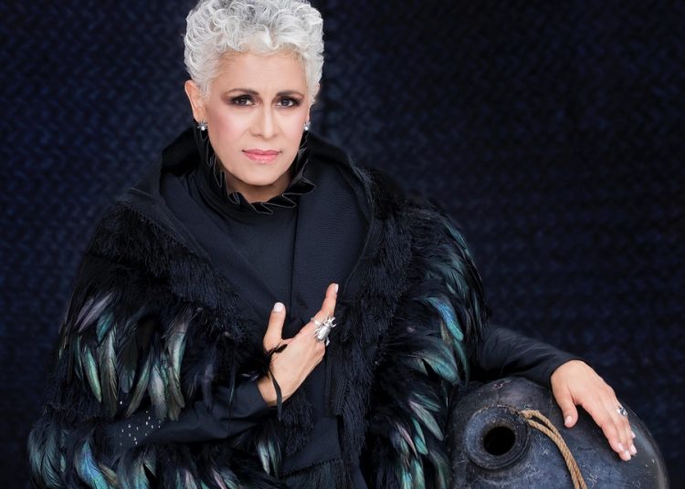 Con su ‘Carita de cielo’, Eugenia León cautiva a su público