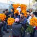 Gobierno de Tonantzin Fernández entrega flores en panteones municipales