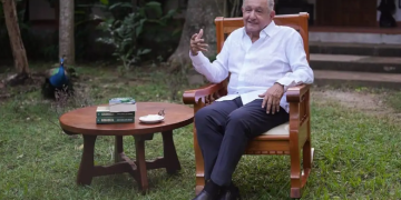 AMLO reaparece y revela las únicas razones que lo sacarían de su retiro político
