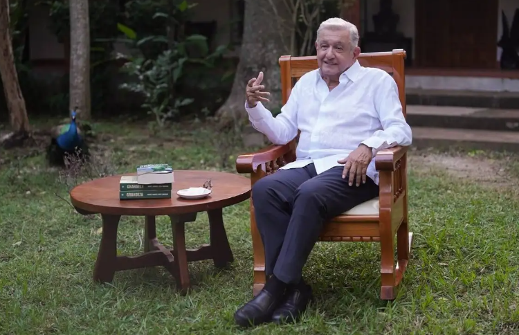 AMLO reaparece y revela las únicas razones que lo sacarían de su retiro político
