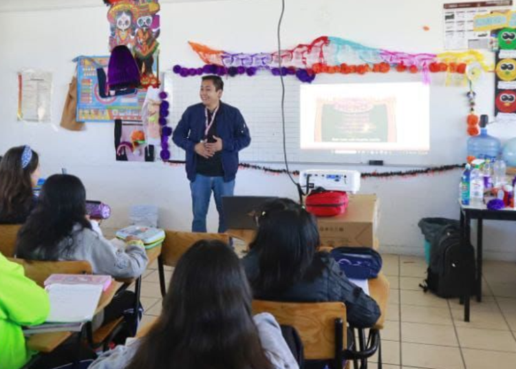 SMDIF refuerza relaciones interpersonales en estudiantes con talleres sobre respeto