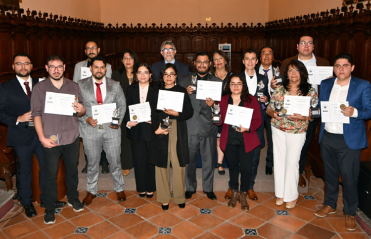 BUAP entrega premio a la Mejor Tesis de Posgrado 2025