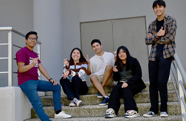 Estudiantes BUAP ganan primer lugar del Hackathon 2025