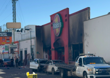 Incendio en Waldo’s de Hermosillo: Cadena promete apoyo y cierran 68 sucursales